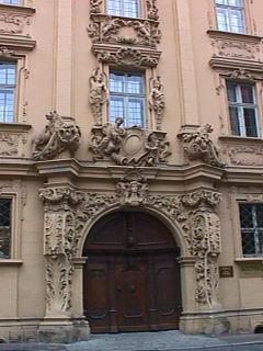 Closse-up of doorway of Bttinger House