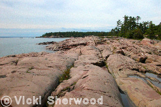 Killarney - Pink Muskoka granite rocks