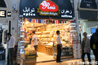 Istanbul - Grand Bazaar spice shop