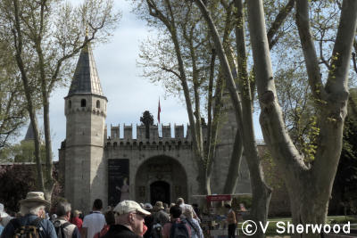 Istanbul - Topkapi Gate of Salutation