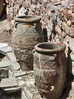 Knossos - 2 storage jars