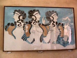 Knossos - 3 ladies