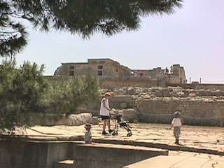 Knossos showing at least 4 levels