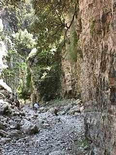 Imbros Gorge gets narrow