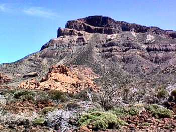 The Yellow Rocks near the Parador